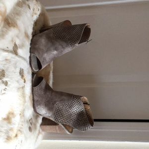 Lucky silver bootie
